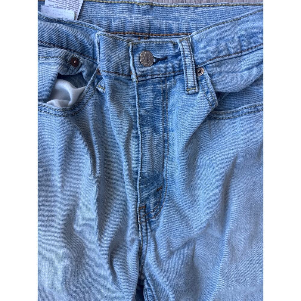 Levi’s 514 Jeans Mens 34x34 Straight Fit Light Wash Blue Denim - Picture 2 of 7